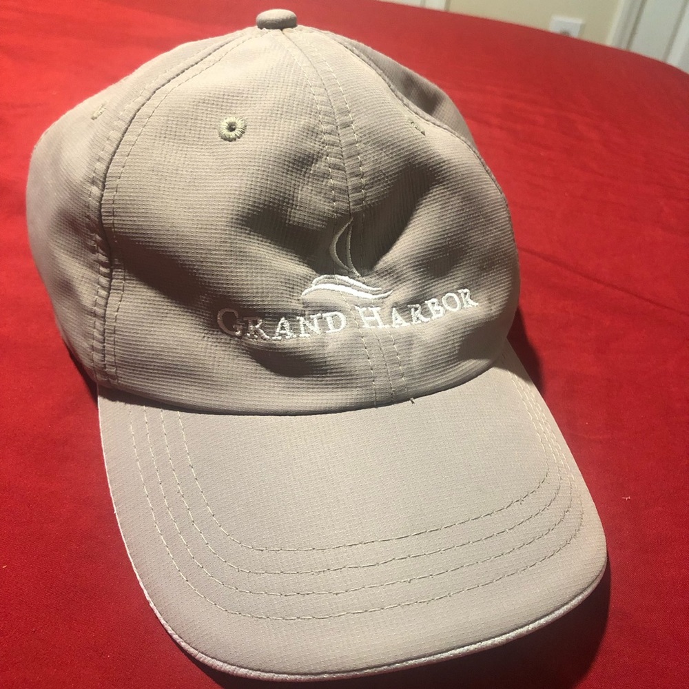🔴Grand Harbor Authentic AHEAD Performance grayish green  cap.